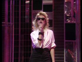 Kim Wilde Love Blonde (Top of the Pops, Live 1983) (ver2)